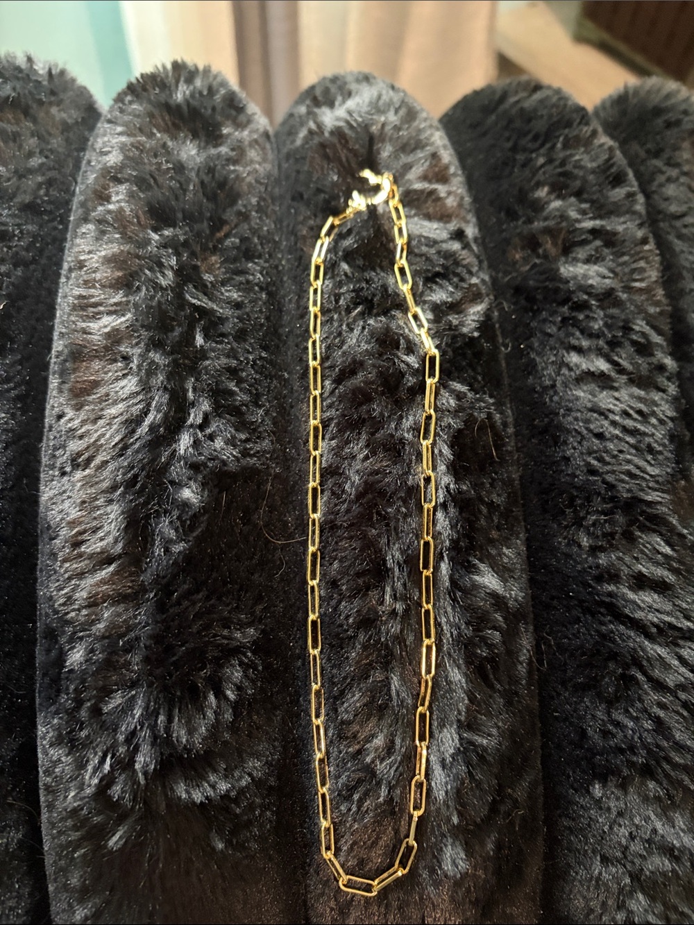 gorjana Parker paperclip necklace.